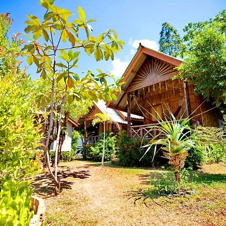 O K Chawkoh Bungalow Ko Lanta Exterior foto